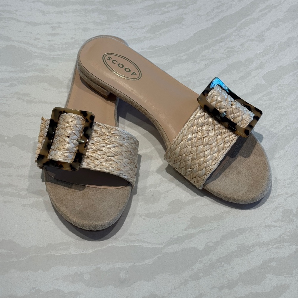 Scoop Braided Slide Sandals in Natural